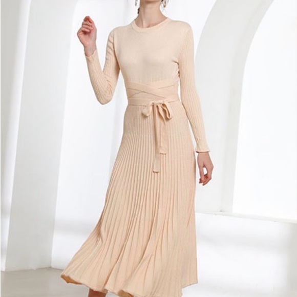 FINCATI CREAM CASHMERE AND WOOL BLEND SWEATER DRESS- SIZE S